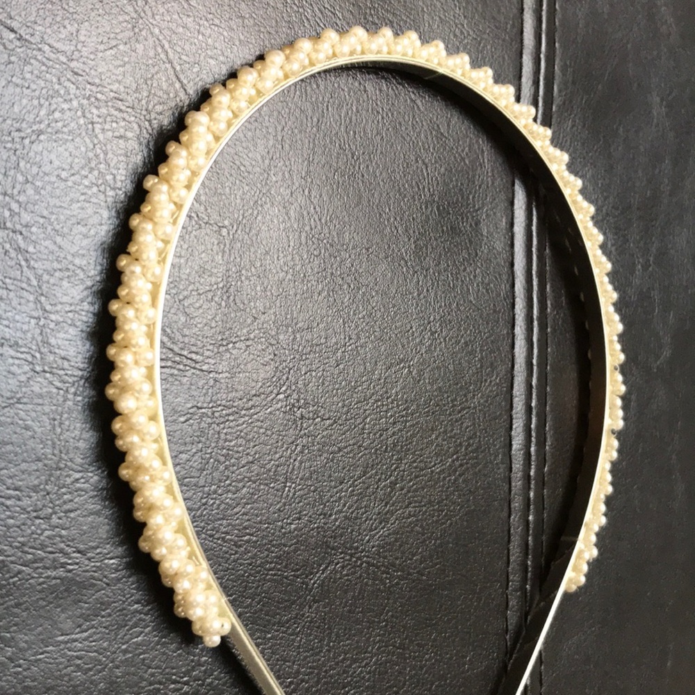 Small pearl beaded head band